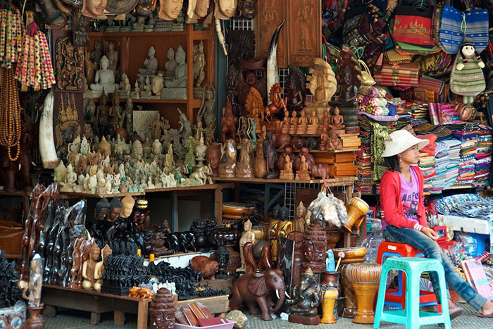 marché phsar thmey phnom penh souvenir